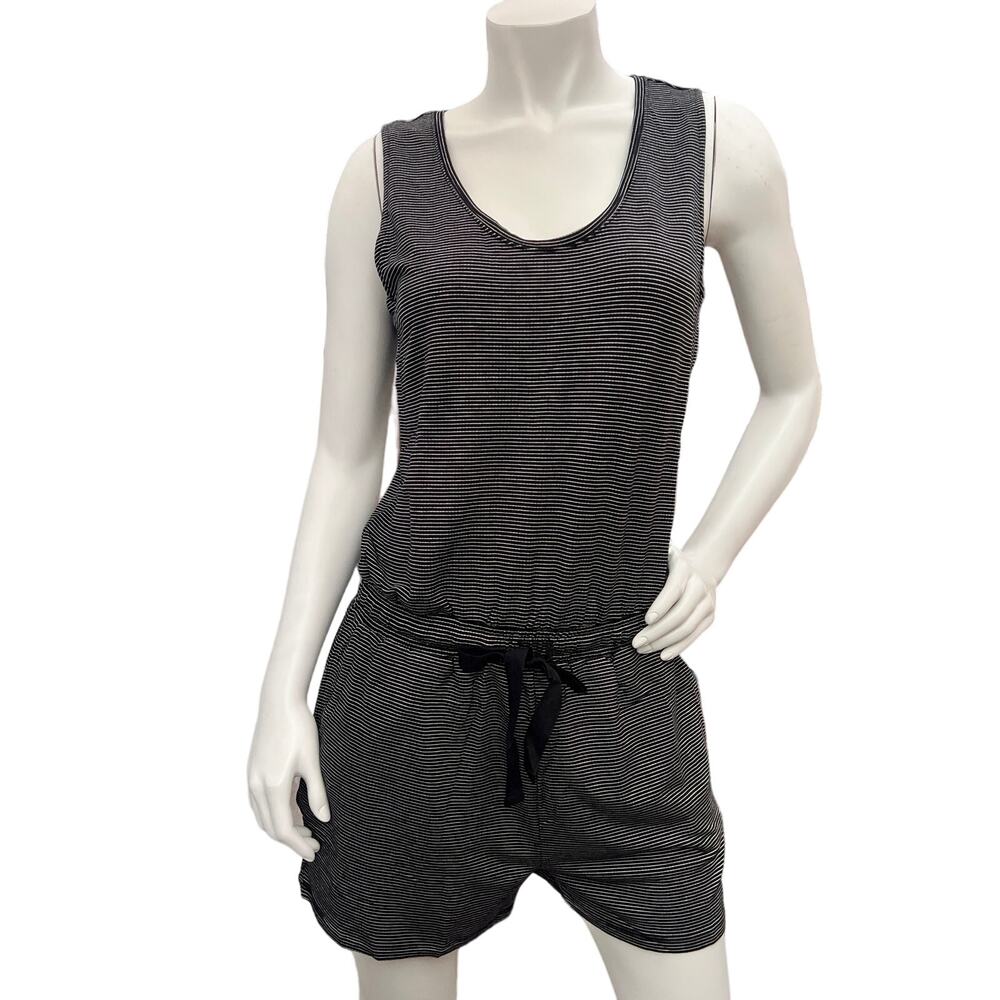Daily Ritual Women's Supersoft Terry Short-Sleeve Scoop-Neck Romper Size M